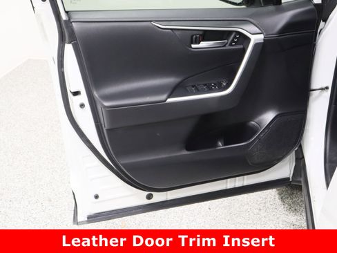 Used 2023 Toyota RAV4 Limited image 12