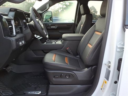 New 2026 GMC Sierra 2500 AT4 w/ AT4 Premium Plus Package image 43