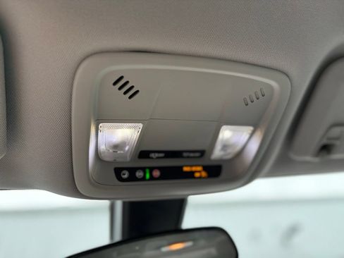 Used 2020 Chevrolet Malibu LS FWD image 18