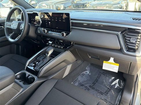 New 2026 GMC Canyon Elevation image 33