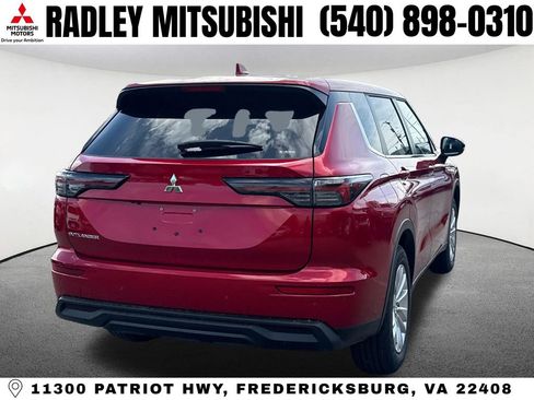 New 2026 Mitsubishi Outlander ES image 20