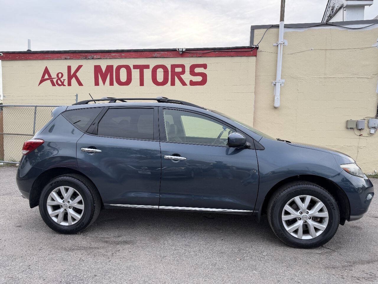 Used 2014 Nissan Murano SL AWD/4WD image 9