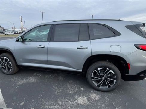 New 2026 Buick Enclave Sport Touring w/ Power Package image 7