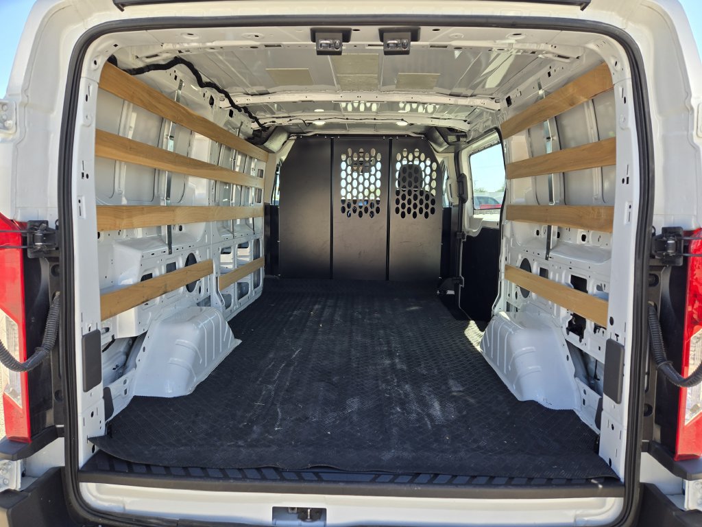 Used 2025 Ford Transit 250 Low Roof w/ Exterior Upgrade Package RWD image 30