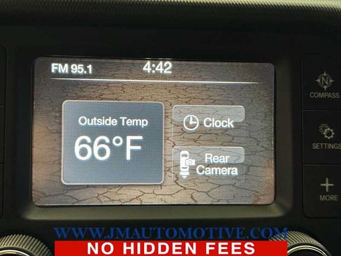 Used 2018 Jeep Wrangler Unlimited Sport S AWD/4WD image 32