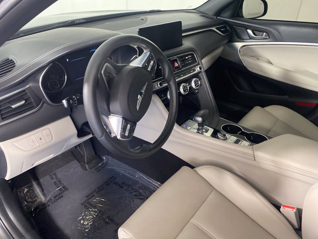 Used 2023 Genesis G70 2.0T AWD/4WD image 11