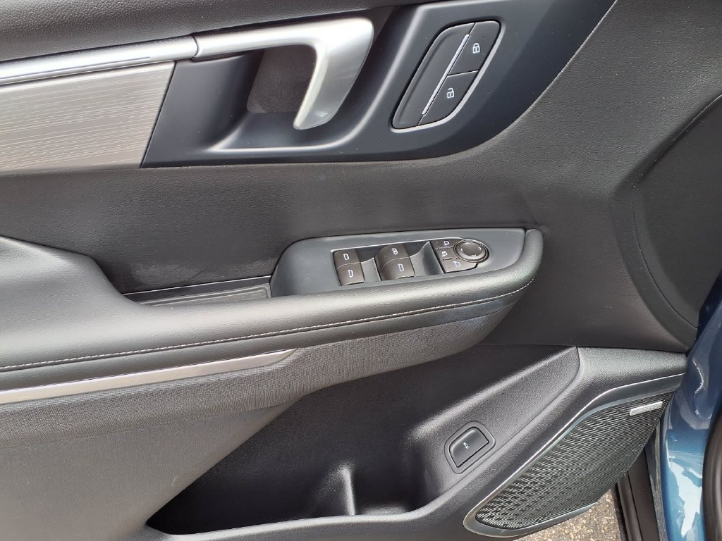 Used 2026 Buick Enclave Preferred FWD image 17