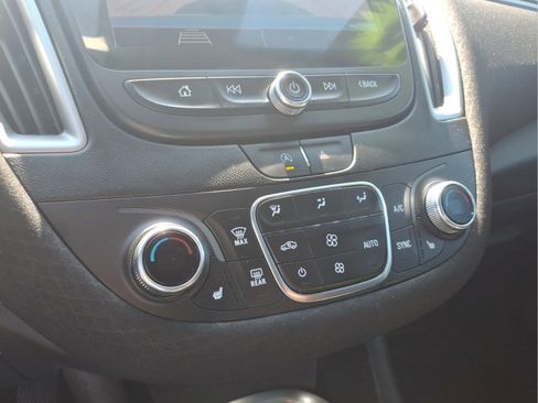 Used 2024 Chevrolet Malibu LT image 21