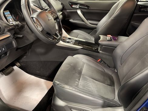 Used 2024 Mitsubishi Eclipse Cross SE image 9