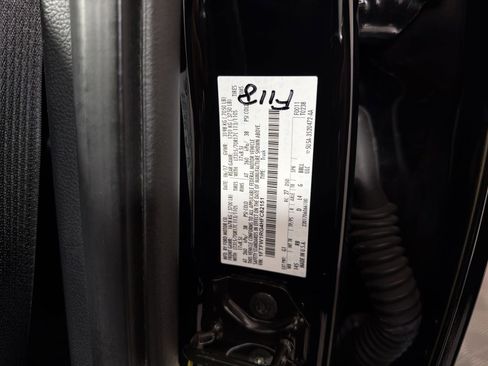 Used 2017 Ford F150 Raptor w/ Equipment Group 802A Luxury image 30