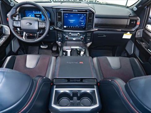 Used 2025 Ford F150 Lariat AWD/4WD image 2