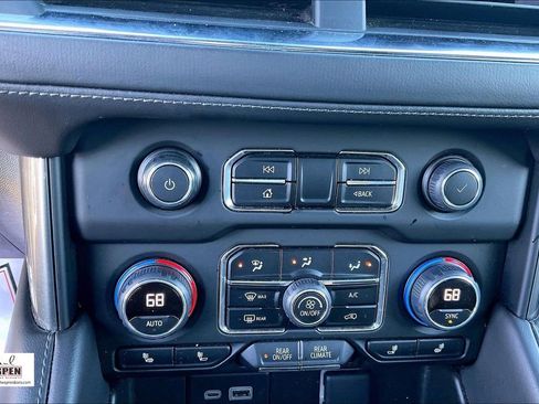 Used 2023 Chevrolet Tahoe LT image 31