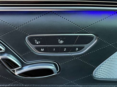 Used 2020 Mercedes-Benz S 560 Sedan image 29