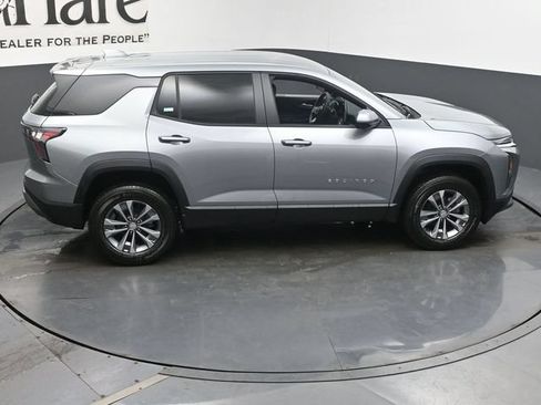 New 2026 Chevrolet Equinox LT w/ Safety and Technology Package FWD image 17