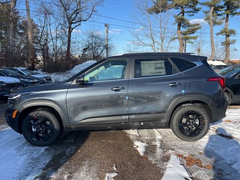 New 2026 Kia Seltos EX w/ EX Sunroof Package image 2