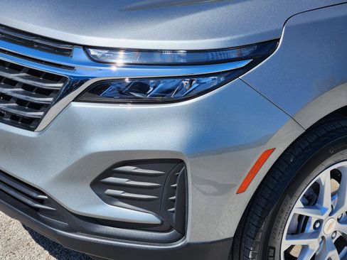 Used 2024 Chevrolet Equinox LS w/ LS Convenience Package image 26