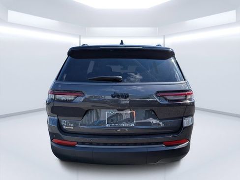 New 2026 Jeep Grand Cherokee L Limited RWD image 4