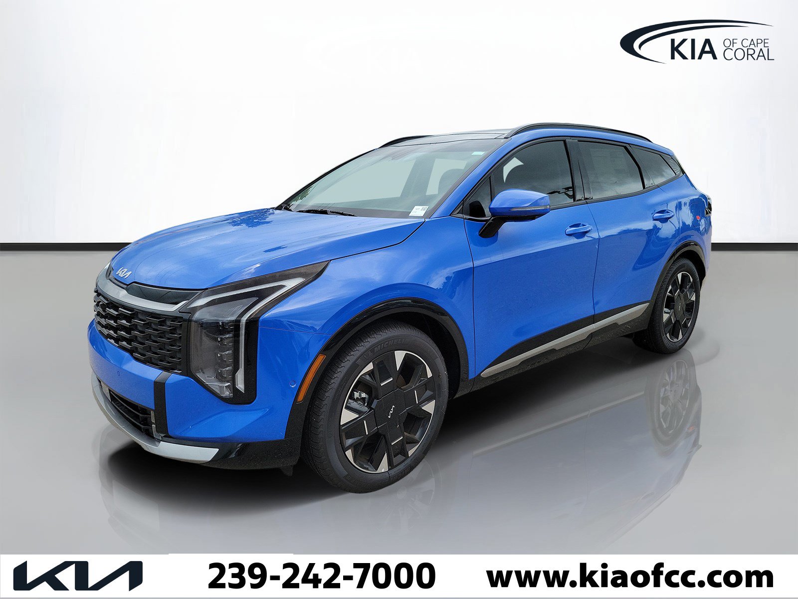 New 2026 Kia Sportage SX FWD image 3