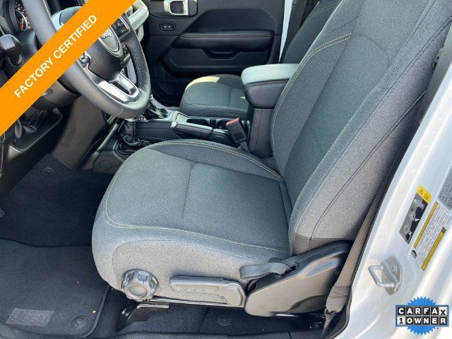 Used 2026 Jeep Wrangler Unlimited Sahara AWD/4WD image 26