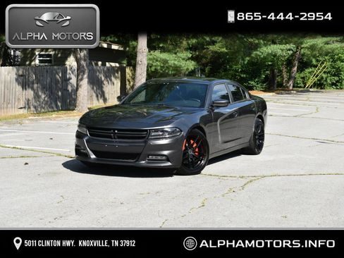 Used 2015 Dodge Charger R/T RWD image 1