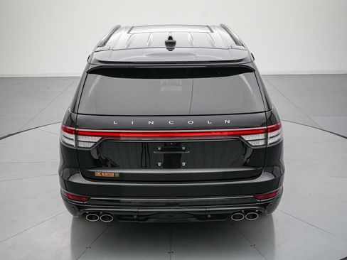 Used 2025 Lincoln Aviator Reserve w/ Jet Appearance Package AWD/4WD image 5