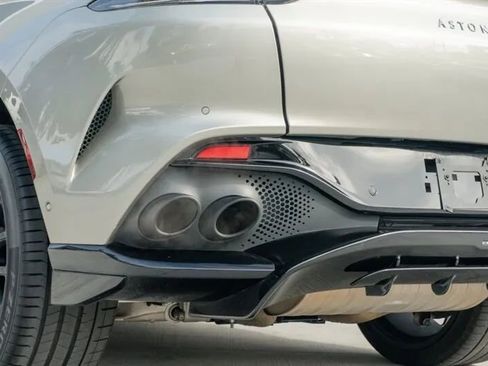 Used 2023 Aston Martin DBX 707 image 17