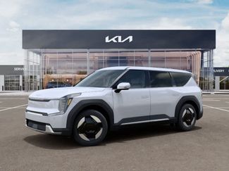 New 2026 Kia EV9 Light RWD video 2