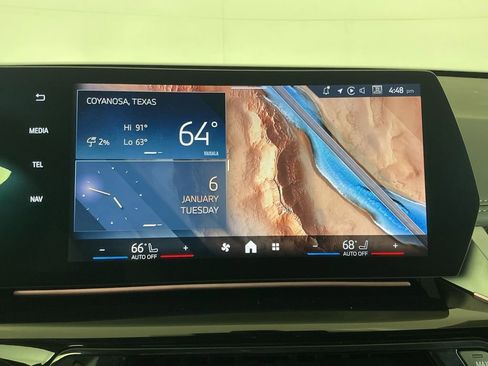 Certified 2025 BMW X1 xDrive28i w/ Convenience Package image 3