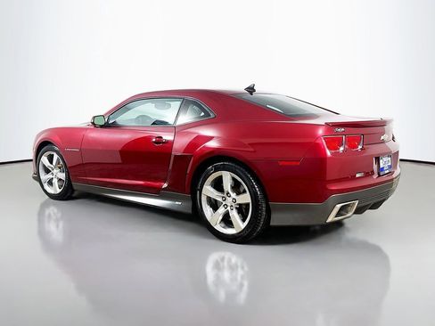 Used 2010 Chevrolet Camaro SS w/ LPO, Ground Effects Package RWD image 5