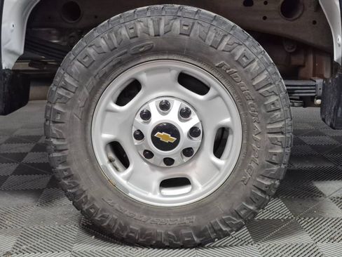 Used 2024 Chevrolet Silverado 2500 W/T w/ WT Fleet Convenience Package AWD/4WD image 25