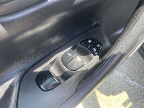 Used 2018 Nissan Altima 2.5 S w/ S Convenience Package FWD image 12