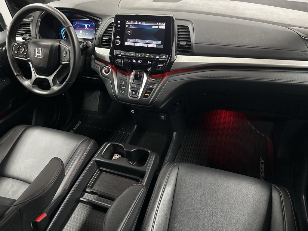 Used 2024 Honda Odyssey Sport image 11