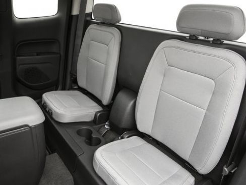 Used 2018 GMC Canyon W/T w/ Convenience Package image 18