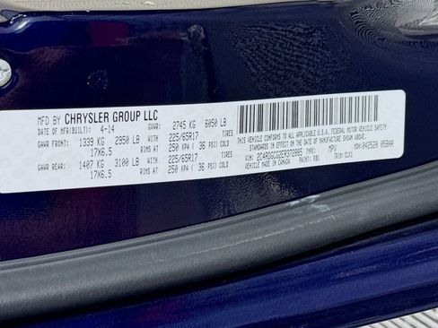 Used 2014 Dodge Grand Caravan SXT FWD image 31