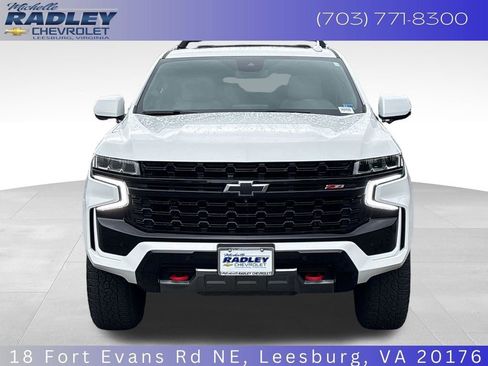 Used 2023 Chevrolet Suburban Z71 w/ Off-Road Capability Package AWD/4WD image 9