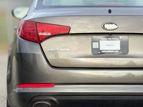 Used 2013 Kia Optima EX w/ Premium Pkg FWD image 13