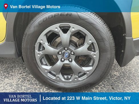 Used 2023 Subaru Crosstrek 2.5i Sport AWD/4WD image 34