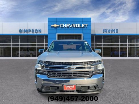 Used 2021 Chevrolet Silverado 1500 LT image 3