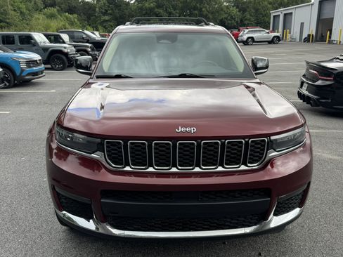 Used 2021 Jeep Grand Cherokee L Limited AWD/4WD image 2