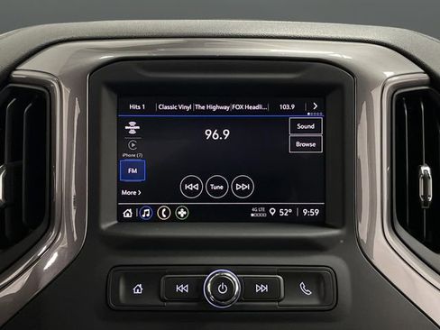 Used 2024 GMC Sierra 2500 Pro image 17