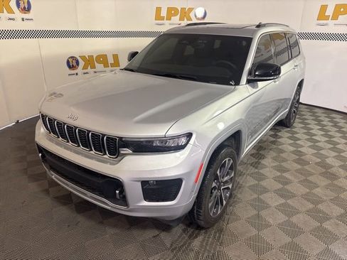 Used 2023 Jeep Grand Cherokee L Overland AWD/4WD image 20