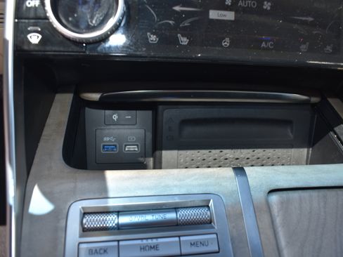 Used 2023 Genesis GV80 3.5T w/ Prestige Package image 21