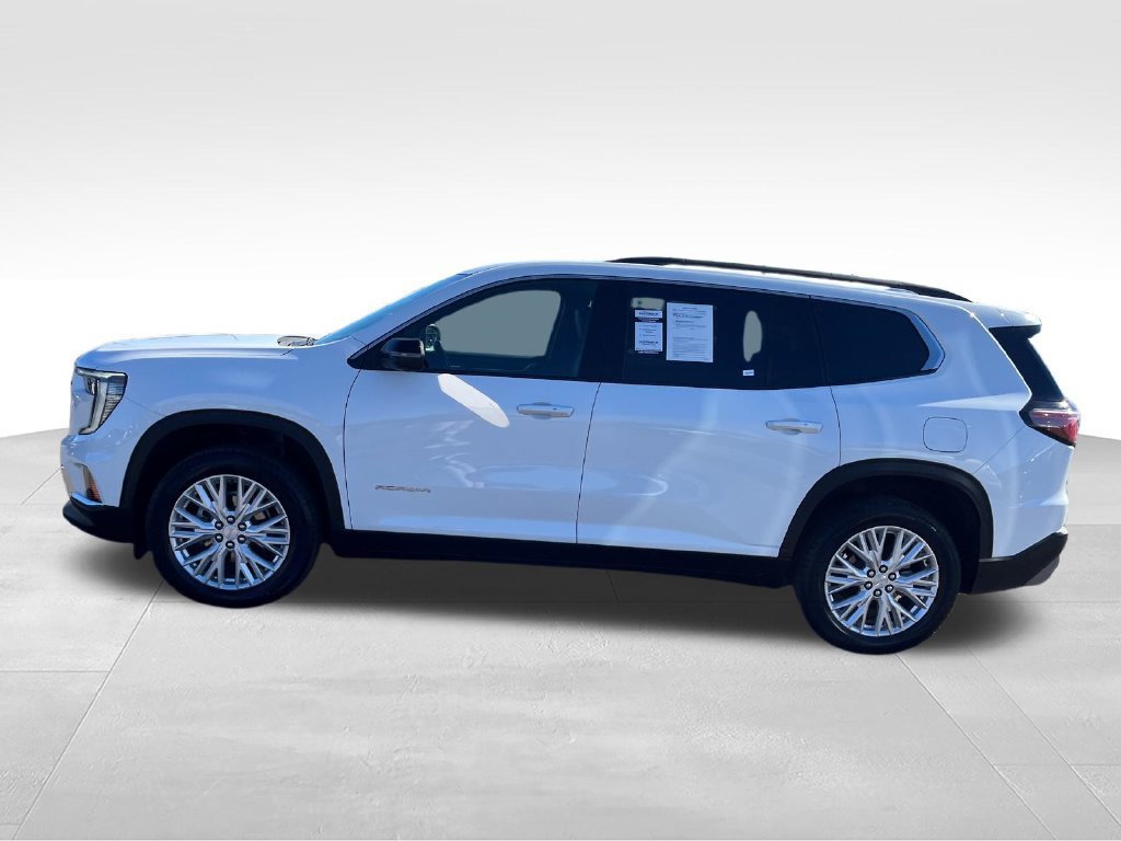 Used 2026 GMC Acadia Elevation w/ Elevation Premium Package FWD image 2