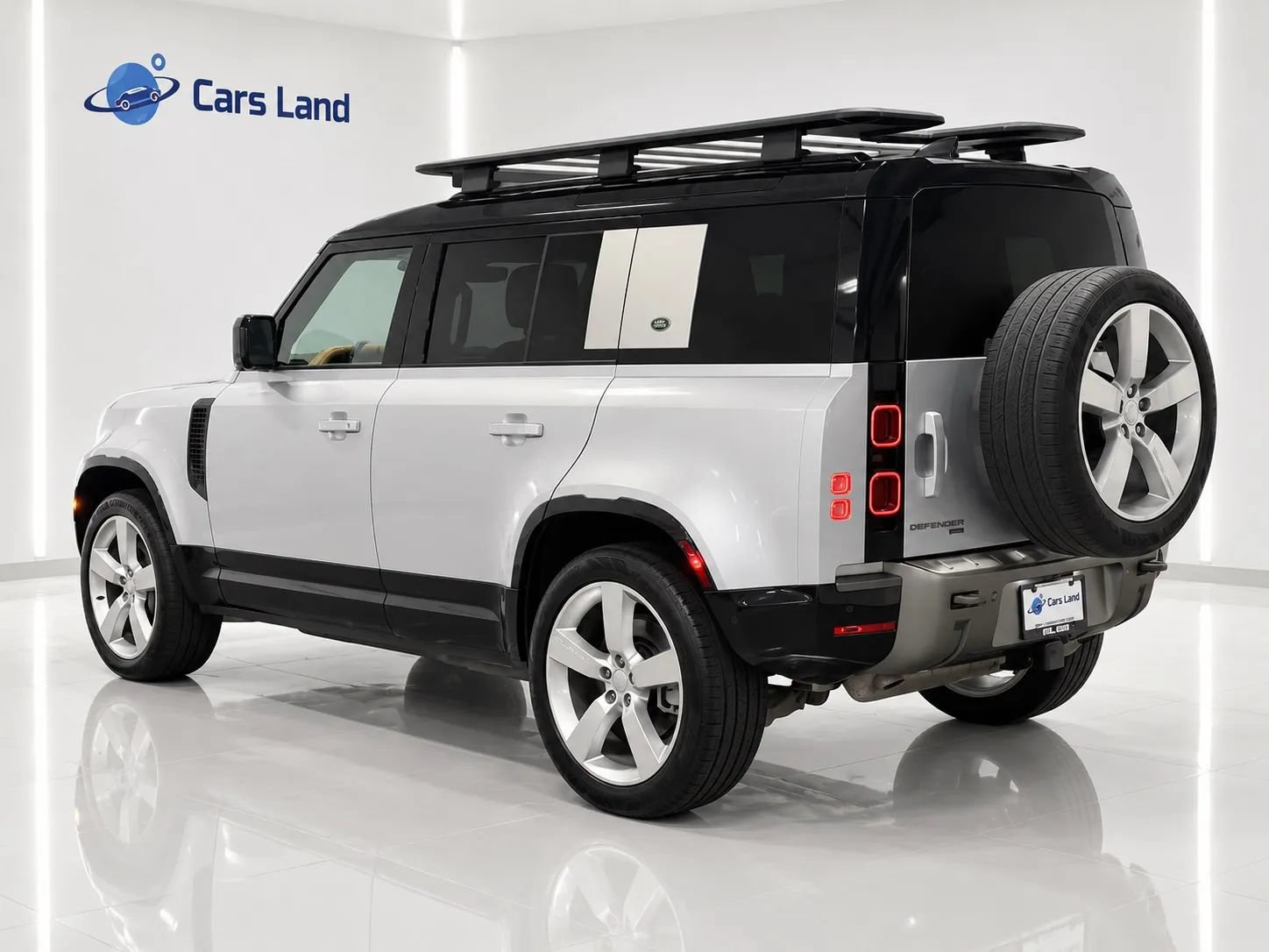 Used 2023 Land Rover Defender 110 X-Dynamic SE AWD/4WD image 5