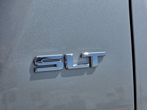 Used 2017 GMC Terrain SLT w/ Open Road Package AWD/4WD image 11