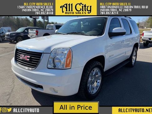 Used 2011 GMC Yukon SLT w/ SLT-2 Equipment Package image 3