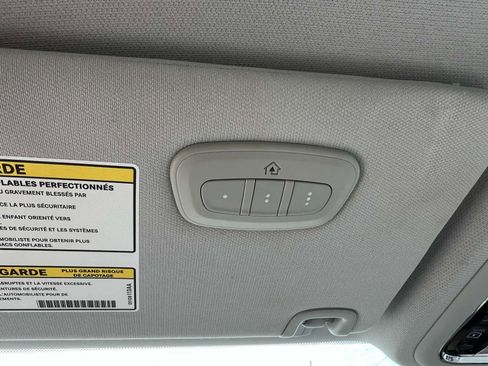 Used 2019 Jeep Cherokee Limited image 33