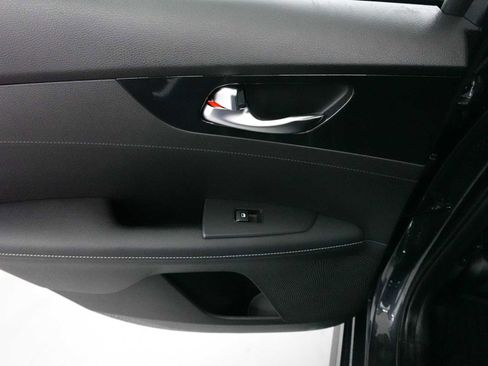 Used 2023 Kia Forte GT-Line image 25