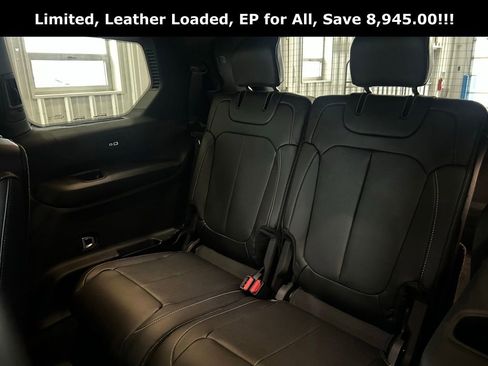 New 2025 Jeep Grand Cherokee L Limited w/ Luxury Tech Group II RWD image 12