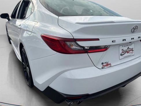 Certified 2025 Toyota Camry SE w/ Convenience Package image 28